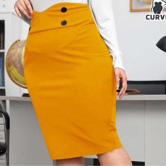 High-Waisted Yellow Skirt - Picture 4 of 9